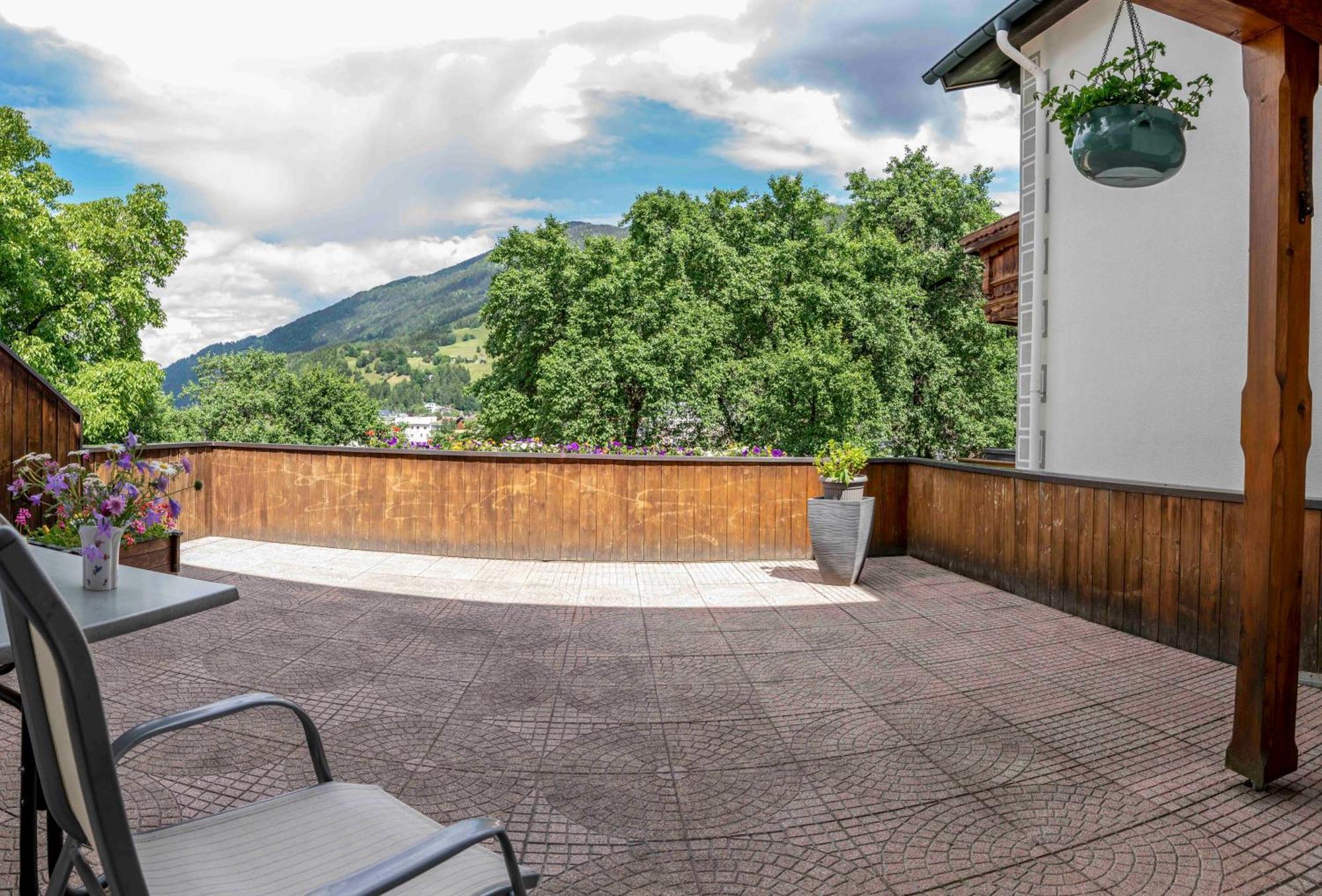 Landhaus Zangerl - Kobelerhof Landeck Rum bild