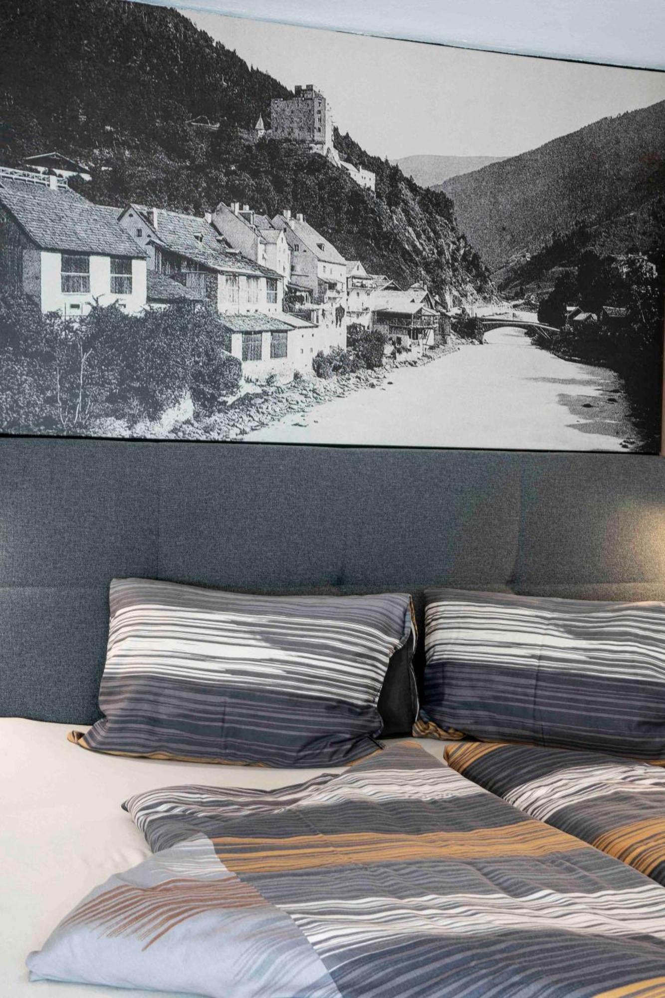 Landhaus Zangerl - Kobelerhof Landeck Rum bild